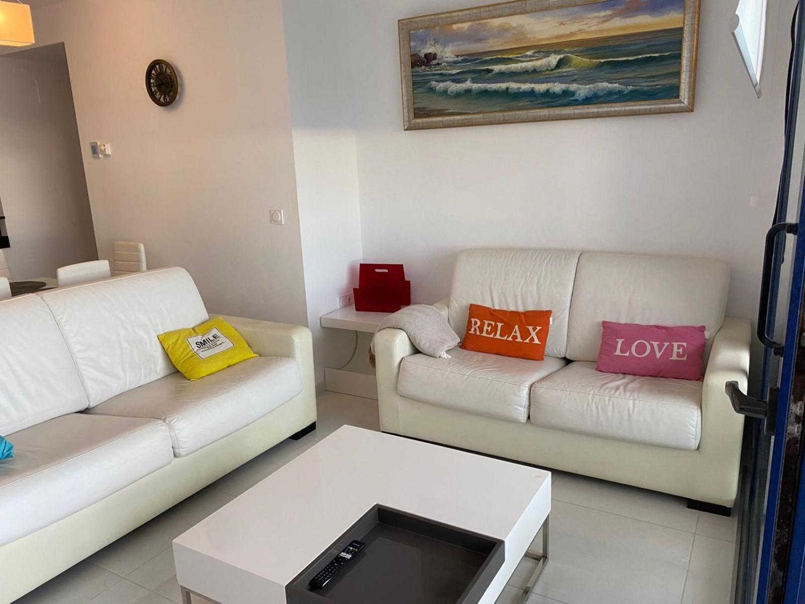 Apartment Deluxe Clara Sea Senses Torrevieja Exterior photo